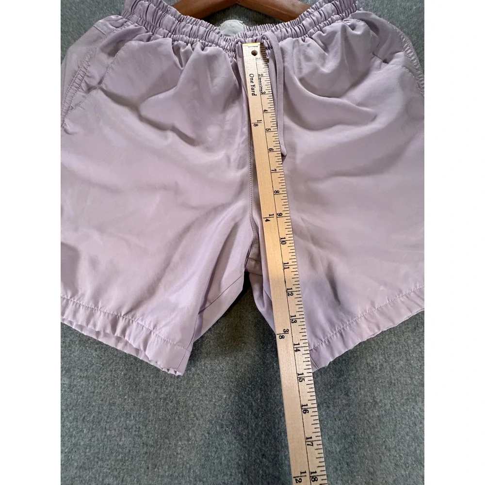 Nike Sportswear Essential Woven Shorts Lavender Purple Mens Small CJ1682-530